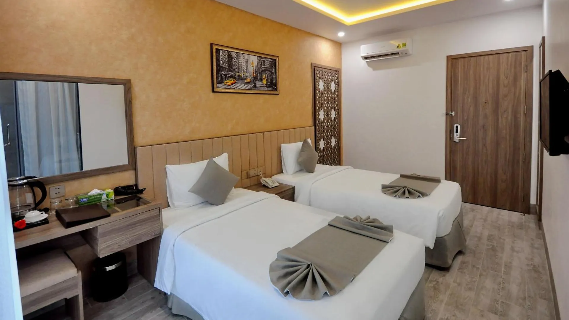 Khach San A L Bird Apartment Nha Trang 0*,  Vietnam